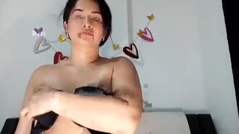 Snapshot of lomaslindosoyyo chatting on 27, 6, 2026 estehfania online show from 27, 6, 2026