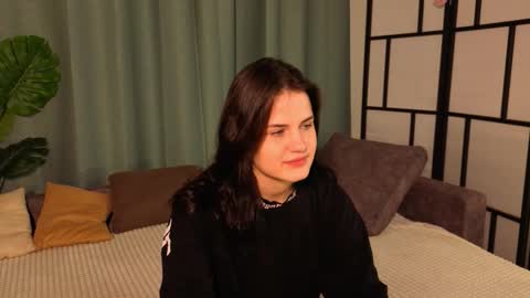 MIA online show from 4, 11, 2025