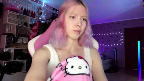 Snapshot of lone1y_bunny chatting on 16, 7, 2026 lone1y_bunny online show from 16, 7, 2026
