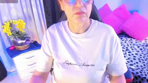 Jennifer  online show from 24, 9, 2025