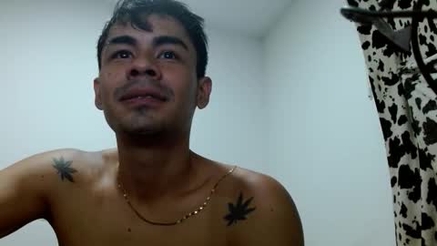 Snapshot of lonelydick2002 chatting on 26, 10, 2025 lonelydick2002 online show from 26, 10, 2025