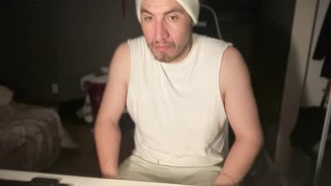 Snapshot of longdeee587367 chatting on 20, 3, 2026 longdeee587367 online show from 20, 3, 2026