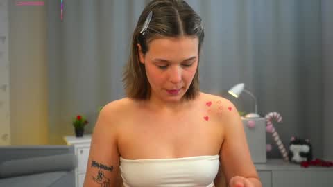  Adele Ellie and Lou   Sally Dana and Bonnie online show from 19, 12, 2025