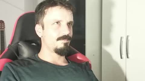 Snapshot of lookaz4010 chatting on 2, 1, 2025 Lucas online show from 2, 1, 2025