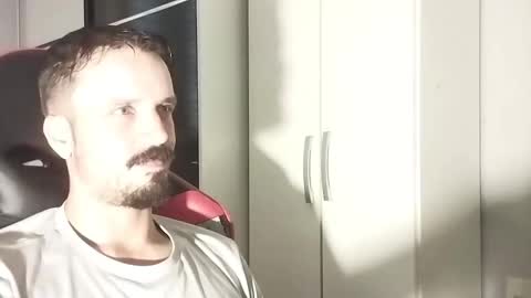 Snapshot of lookaz4010 chatting on 11, 3, 2025 Lucas online show from 11, 3, 2025