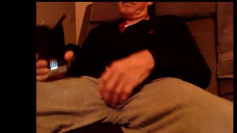 looking469 online show from 4, 12, 2025