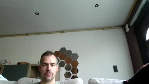 loonelyy online show from 27, 6, 2026