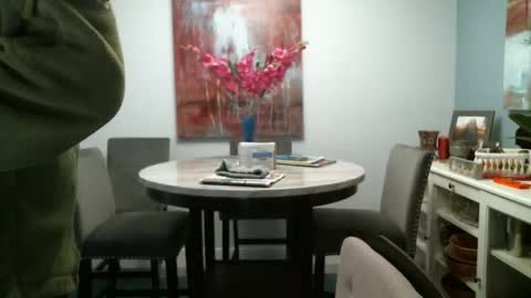 loop102 online show from 27, 10, 2025