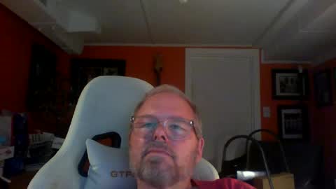 loosegravl online show from 20, 7, 2026