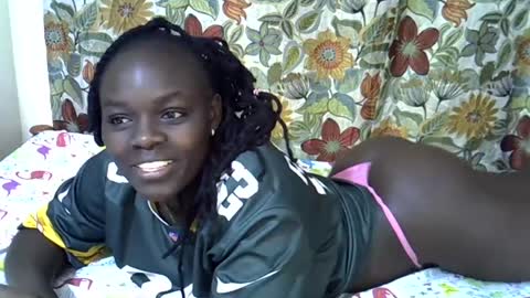 lora_amor online show from 28, 6, 2026