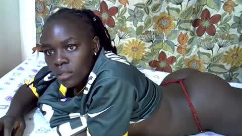 lora_amor online show from 9, 7, 2026