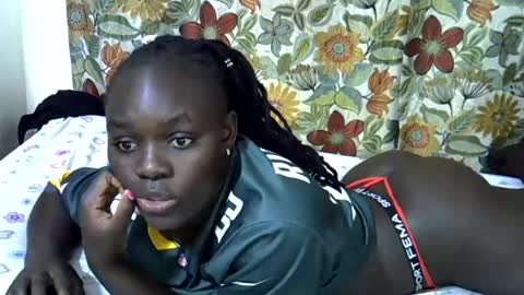 lora_amor online show from 19, 7, 2026