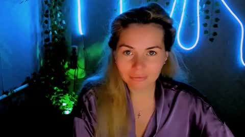 Lora online show from 18, 9, 2025