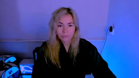 Lora online show from 8, 5, 2026