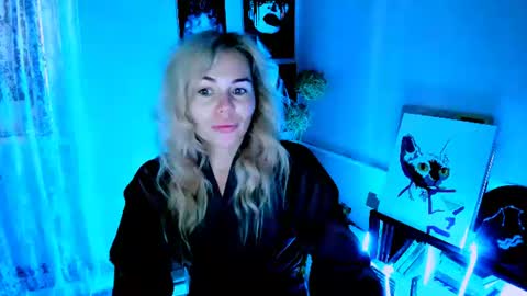 Lora online show from 17, 7, 2026
