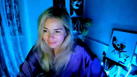 Lora online show from 6, 8, 2026