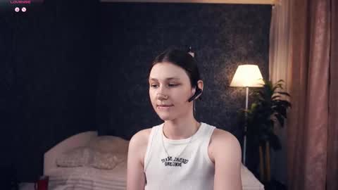 Lora online show from 8, 11, 2025