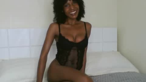 Snapshot of loraforreal chatting on 8, 1, 2025 Blackcat online show from 8, 1, 2025