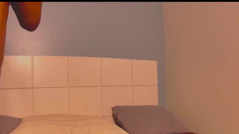 Snapshot of loraforreal chatting on 19, 10, 2025 Blackcat online show from 19, 10, 2025