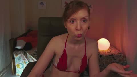 LoraFoxy online show from 2, 8, 2026