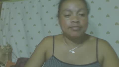 LorahVane online show from 11, 5, 2026