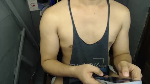 Macky online show from 18, 2, 2025