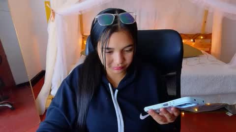 loreanis online show from 16, 3, 2026