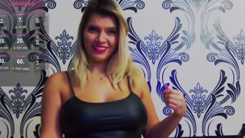 lorenaryan online show from 4, 2, 2025