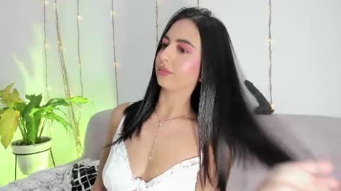 Snapshot of lorens_martin chatting on 26, 6, 2026 L O R E N online show from 26, 6, 2026
