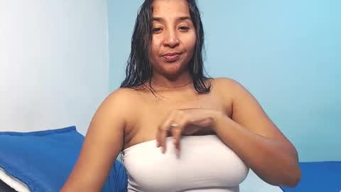 Snapshot of loretta_ chatting on 18, 1, 2026 Loretta Gmez online show from 18, 1, 2026