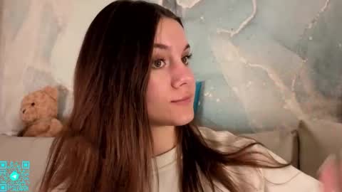 Chloe for Fan BlackHole online show from 7, 5, 2026