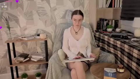 Snapshot of lorettedarsi chatting on 13, 4, 2026 lorettedarsi online show from 13, 4, 2026