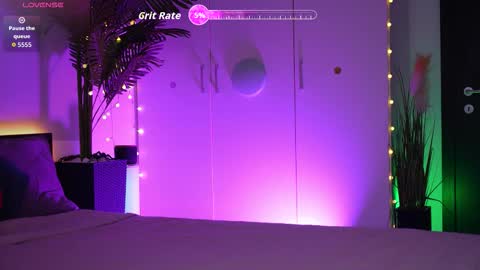 LoretteLorena online show from 11, 1, 2026