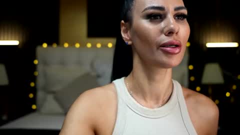 Snapshot of lorettelorenaa chatting on 18, 7, 2026 LoretteLorena online show from 18, 7, 2026