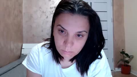 LorraGrey online show from 1, 5, 2026