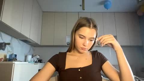 Bella online show from 19, 5, 2026