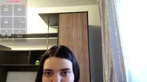 Snapshot of loudeguise chatting on 31, 7, 2026 Esma online show from 31, 7, 2026