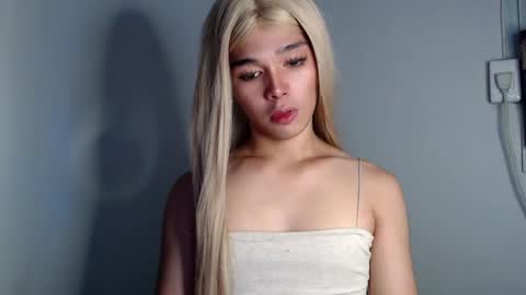 louilalicious online show from 4, 3, 2025