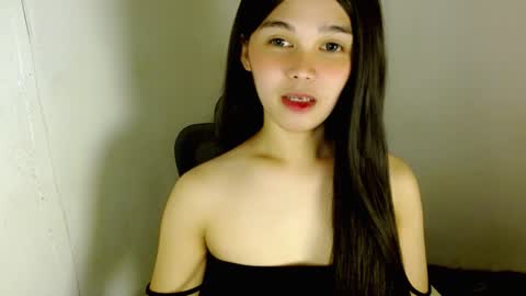 Snapshot of louilalicious chatting on 19, 12, 2025 louilalicious online show from 19, 12, 2025