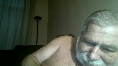 louis_chokdee online show from 5, 1, 2025