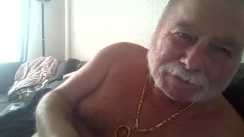 louis_chokdee online show from 21, 9, 2025