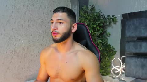 Louis online show from 9, 11, 2025