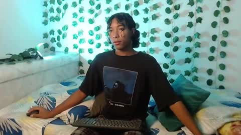 Louis Valdz online show from 20, 2, 2025