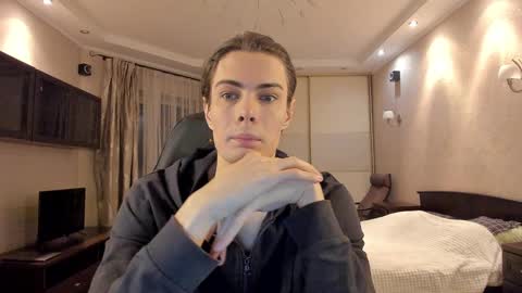 Mark online show from 16, 2, 2025