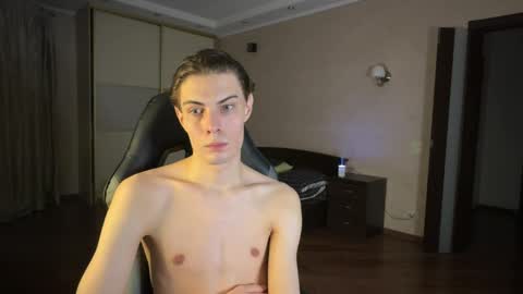 Mark online show from 25, 2, 2025