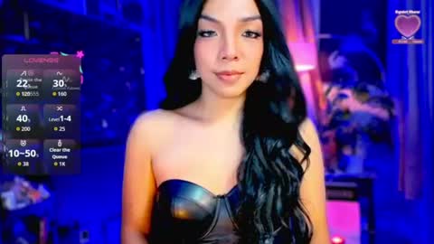 Snapshot of louisassy chatting on 6, 8, 2026 Louisa online show from 6, 8, 2026