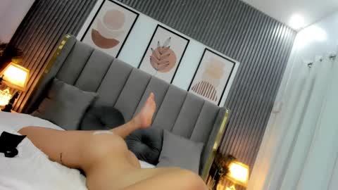 Snapshot of louiseelizabeth chatting on 3, 12, 2024 samantha online show from 3, 12, 2024