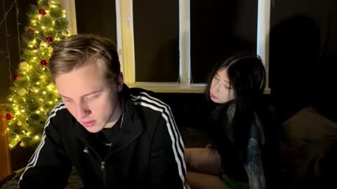 Snapshot of love4couple chatting on 15, 1, 2026 Mary and Tom online show from 15, 1, 2026