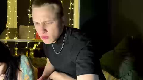 Snapshot of love4couple chatting on 15, 3, 2026 Mary and Tom online show from 15, 3, 2026