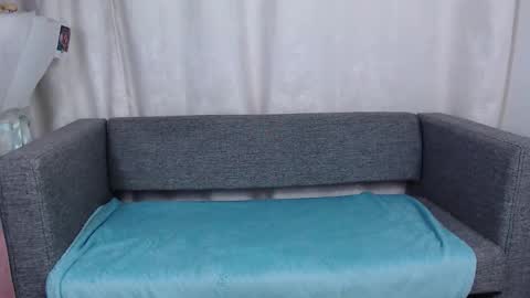 love bella  online show from 14, 11, 2025